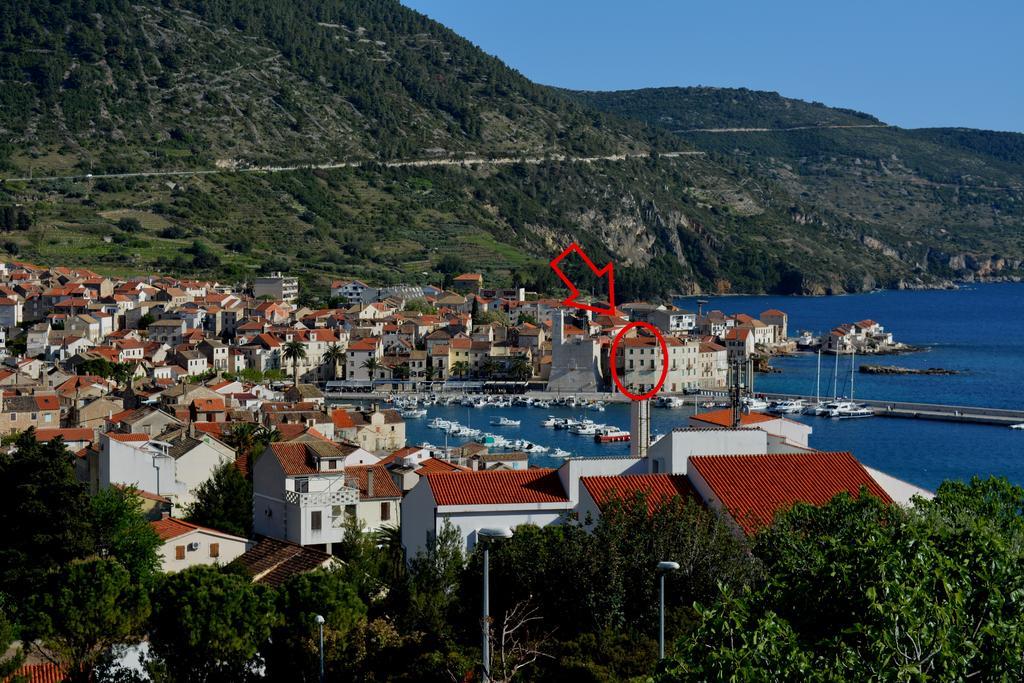 Apartment Riva 5 Komiža Eksteriør billede