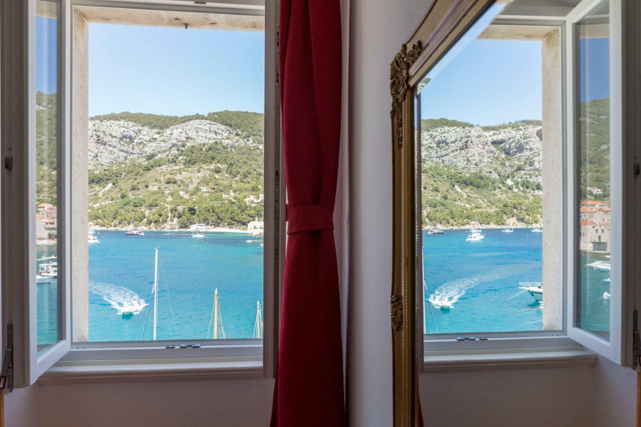 Apartment Riva 5 Komiža Eksteriør billede